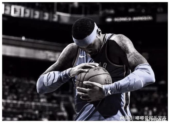 关于荷甲赛程吃紧；波特兰开拓者集结日内部沟通；压力陡增；心理建设被强调的信息