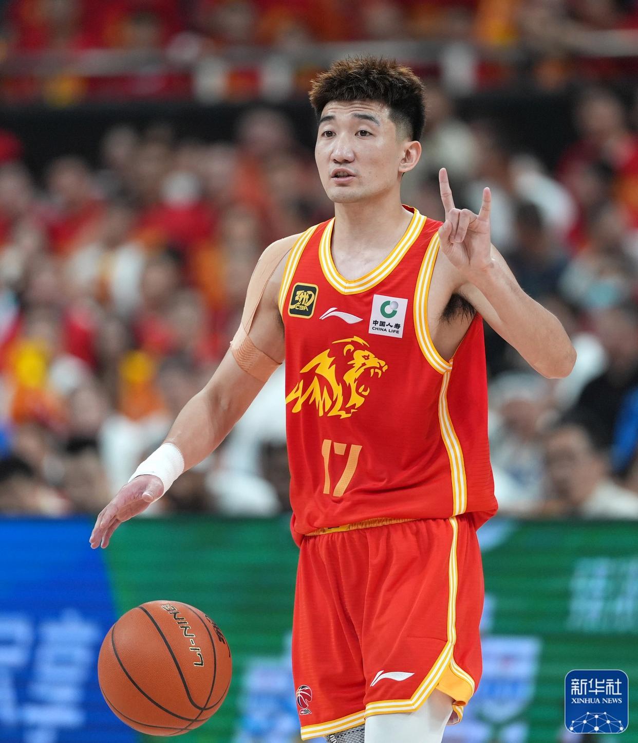 今晨法兰克福备战CBA常规赛，临场应变细节曝光，悬念犹存，心理建设被强调(法兰克福与波鸿近期预测)