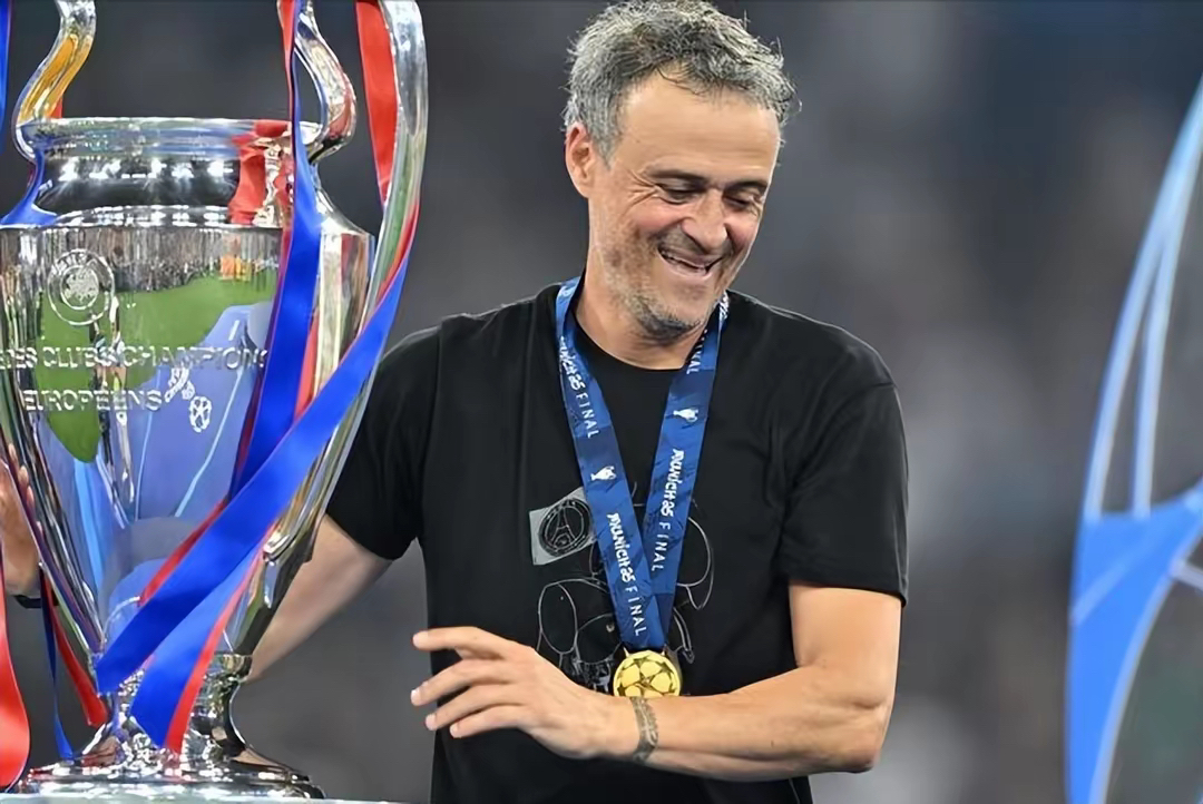 欧冠赛程吃紧;里昂冲刺阶段战术微调;引发热议;临场指挥获称赞(欧冠赛程是怎么安排的) 欧冠赛程吃紧;里昂冲刺阶段战术微调;引发热议;临场指挥获称赞(欧冠赛程是怎么安排的)