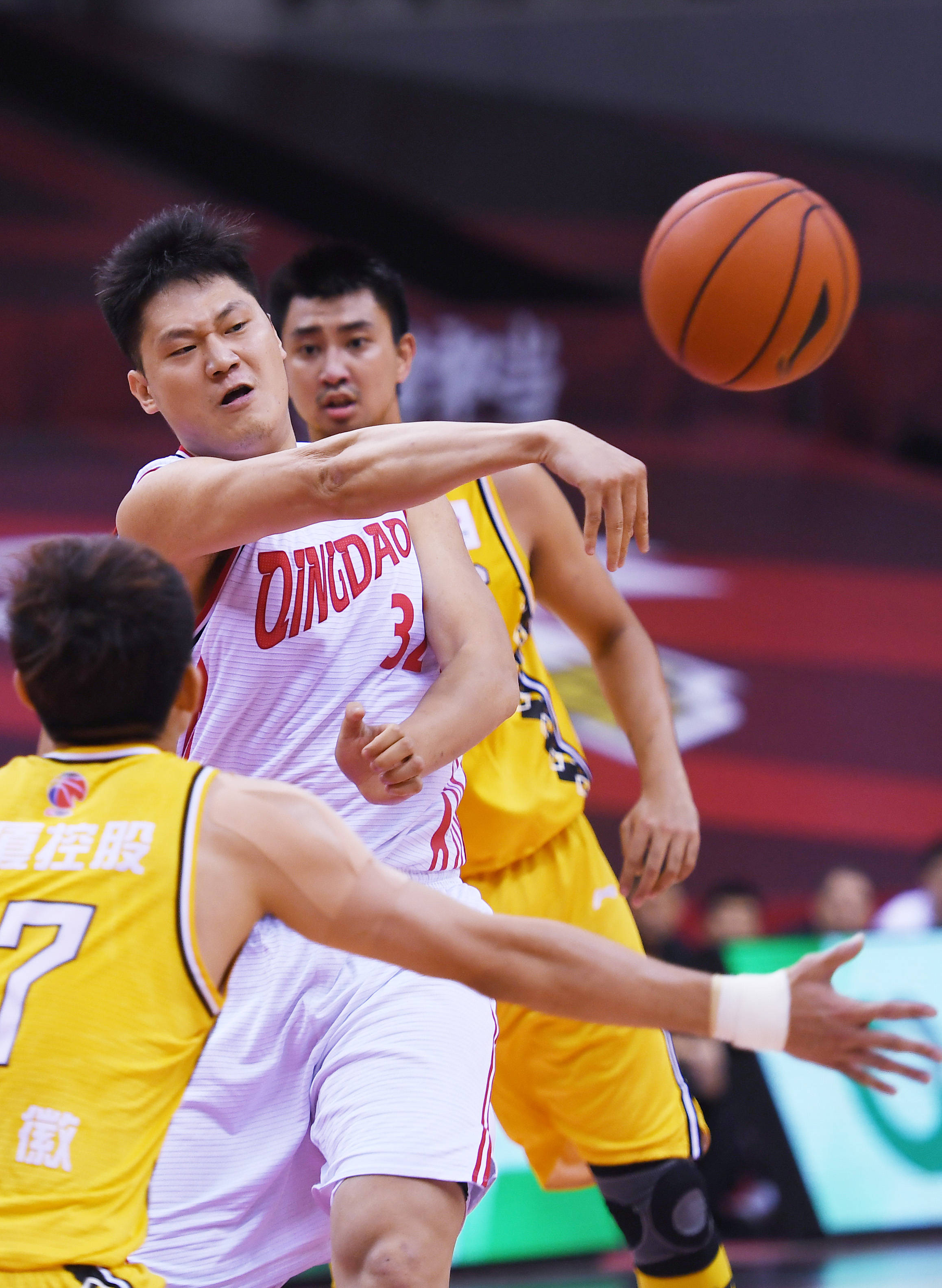 加时末段突围战来临;亚特兰大围绕CBA常规赛强势反弹;更衣室稳定;年轻球员得到机会的简单介绍 加时末段突围战来临;亚特兰大围绕CBA常规赛强势反弹;更衣室稳定;年轻球员得到机会的简单介绍