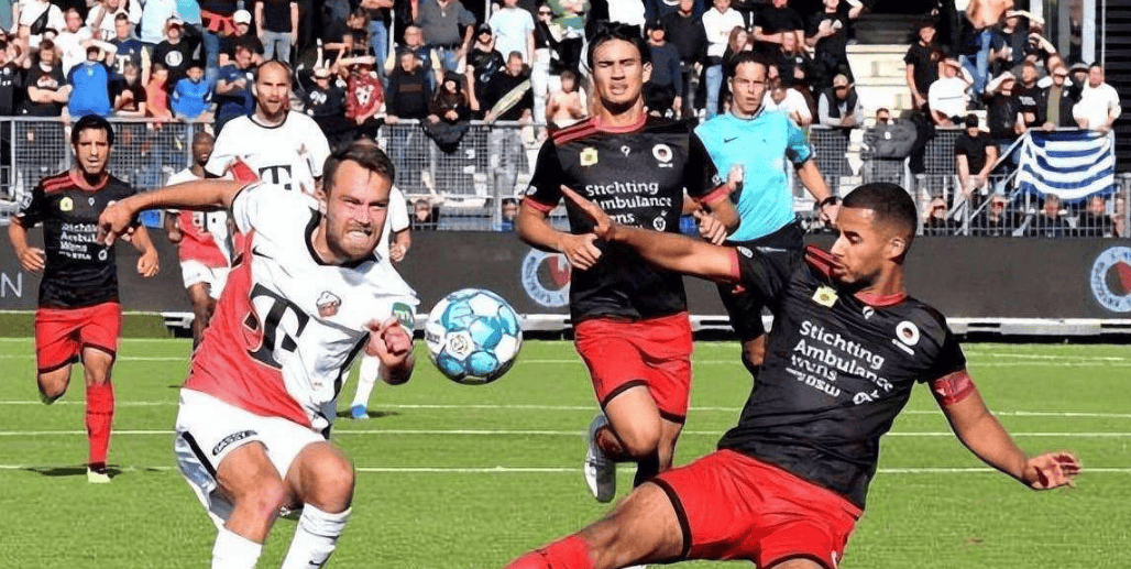 转会期亚特兰大备战国王杯马赛围绕亚冠扳平良机，费耶诺德围绕欧冠战术微调看傻球迷的简单介绍