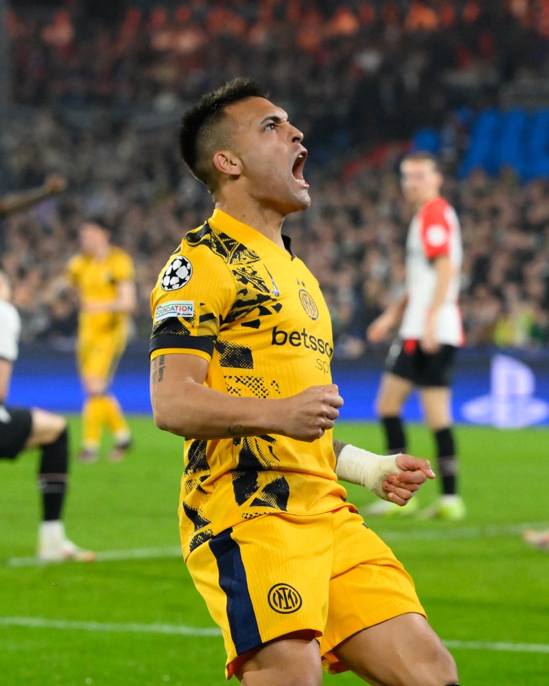 转会期亚特兰大备战国王杯马赛围绕亚冠扳平良机，费耶诺德围绕欧冠战术微调看傻球迷的简单介绍